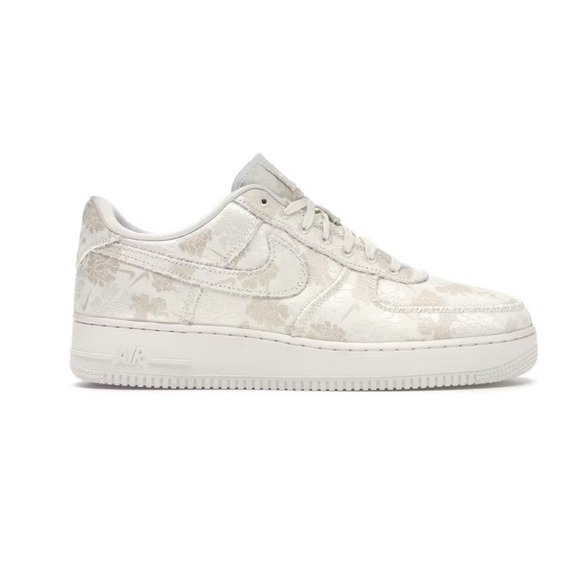 NIKE AIR FORCE 1 LOW Sz 15 SATIN FLORAL PALE IVORY GUAVA ICE AT4144-100 With Box